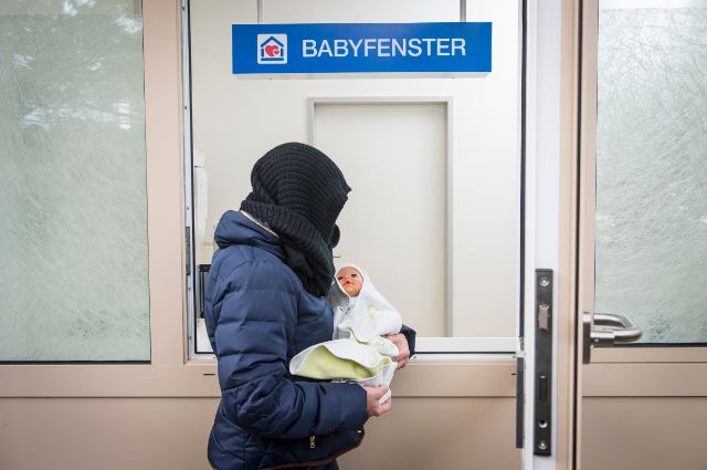 Das Baby kann im Babyfenster absolut anonym und diskret abgelegt werden