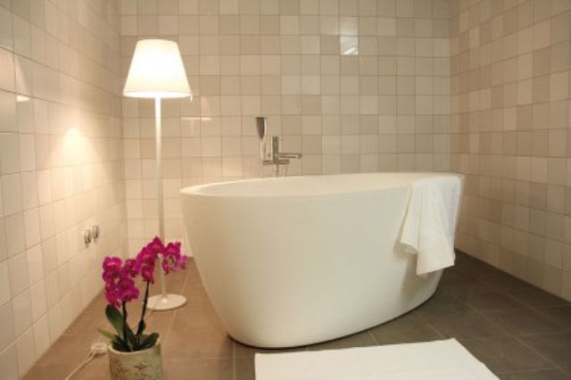 Geburtsklinik_Geb?hrwanne