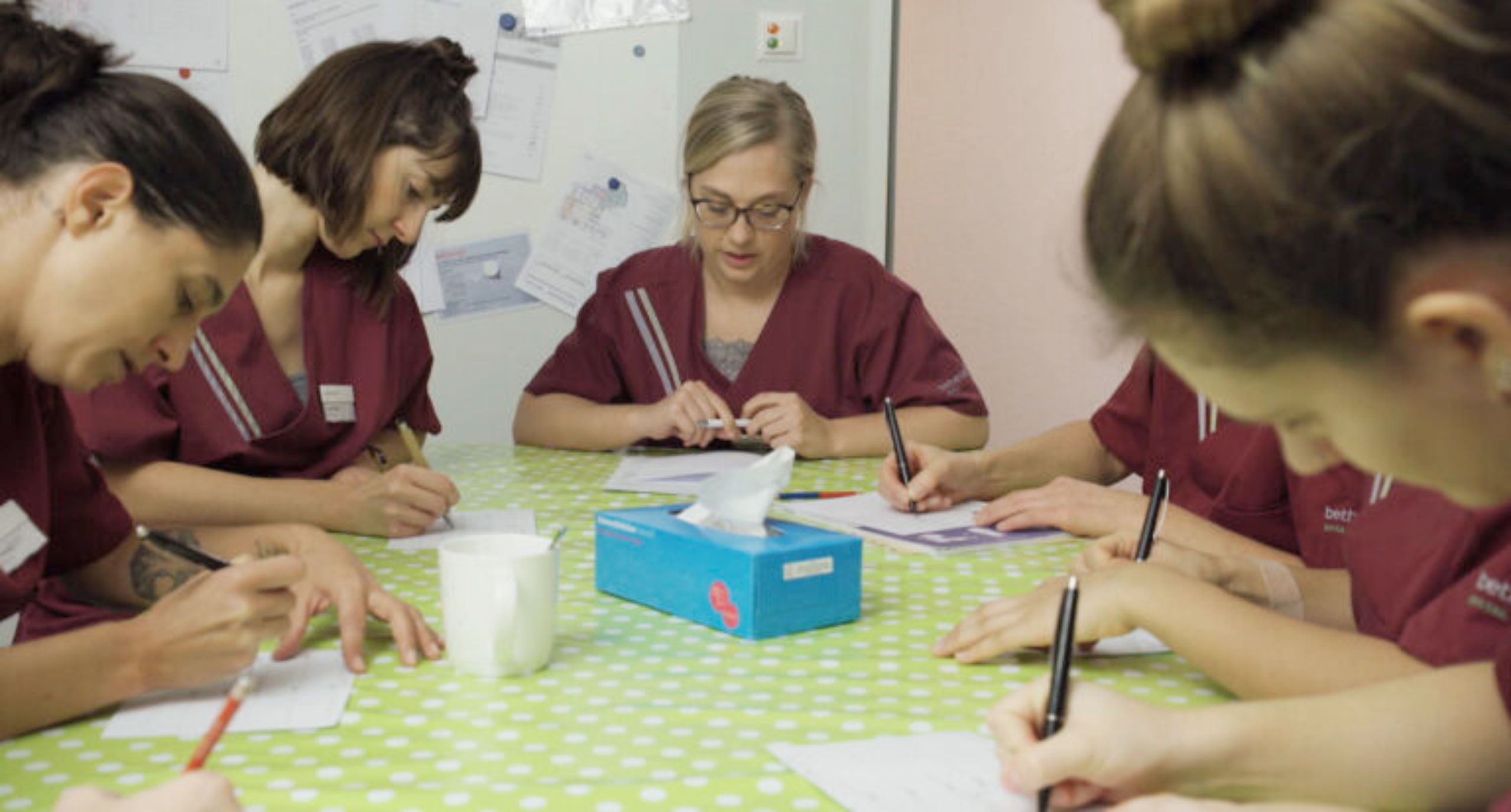 Schichtübergabe Hebammen